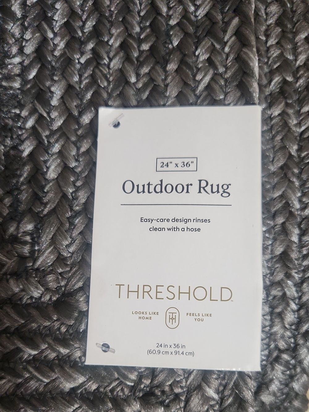 Threshold Outdoor Rug - Picture 13 of 13